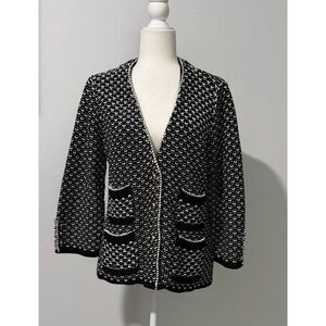 White House black market black white chunky knit crochet heavy silver button swe